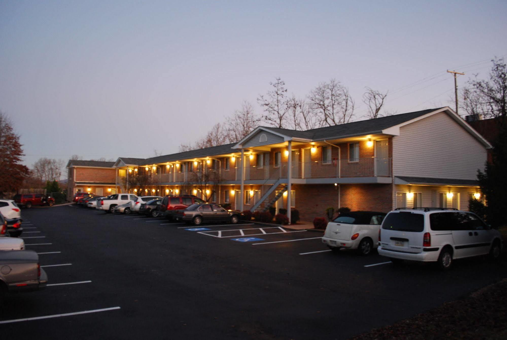 Affordable Corporate Suites Of Lynchburg Exterior foto